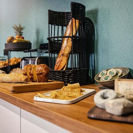 Best Western Premier Hotel De La Cite Royale Лош Екстер'єр фото