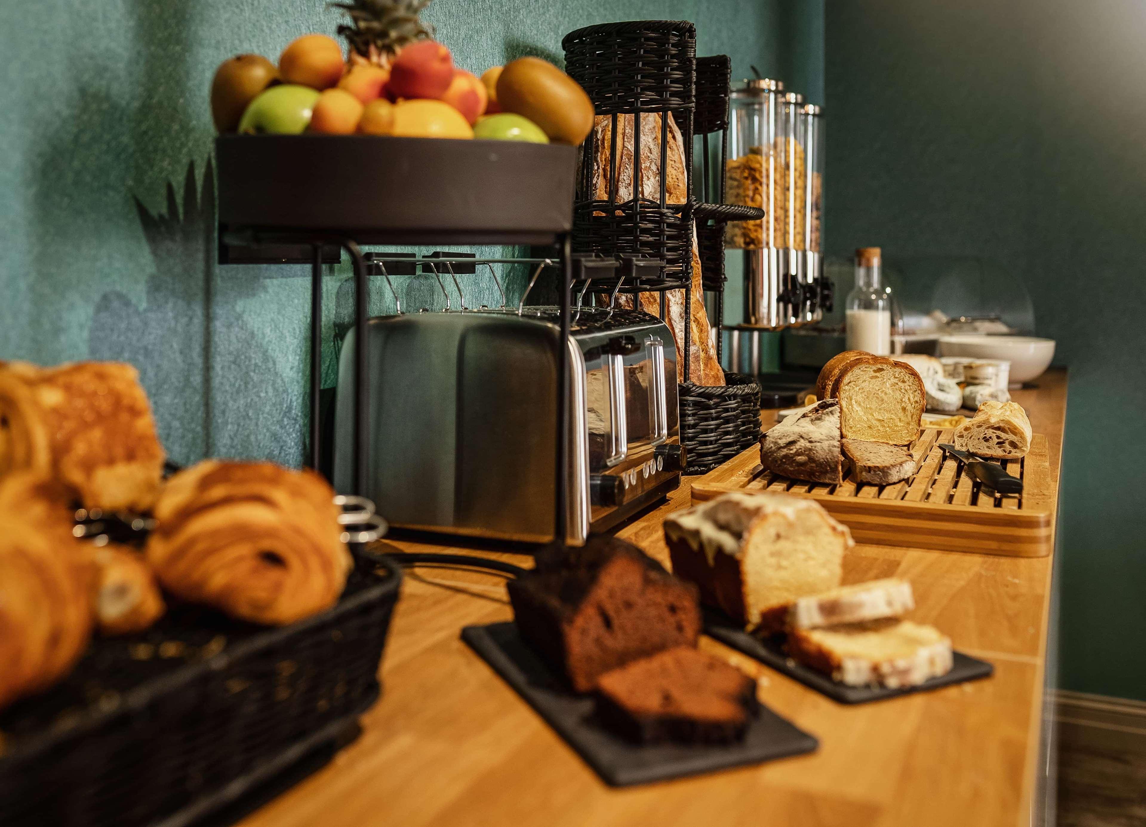 Best Western Premier Hotel De La Cite Royale Лош Екстер'єр фото